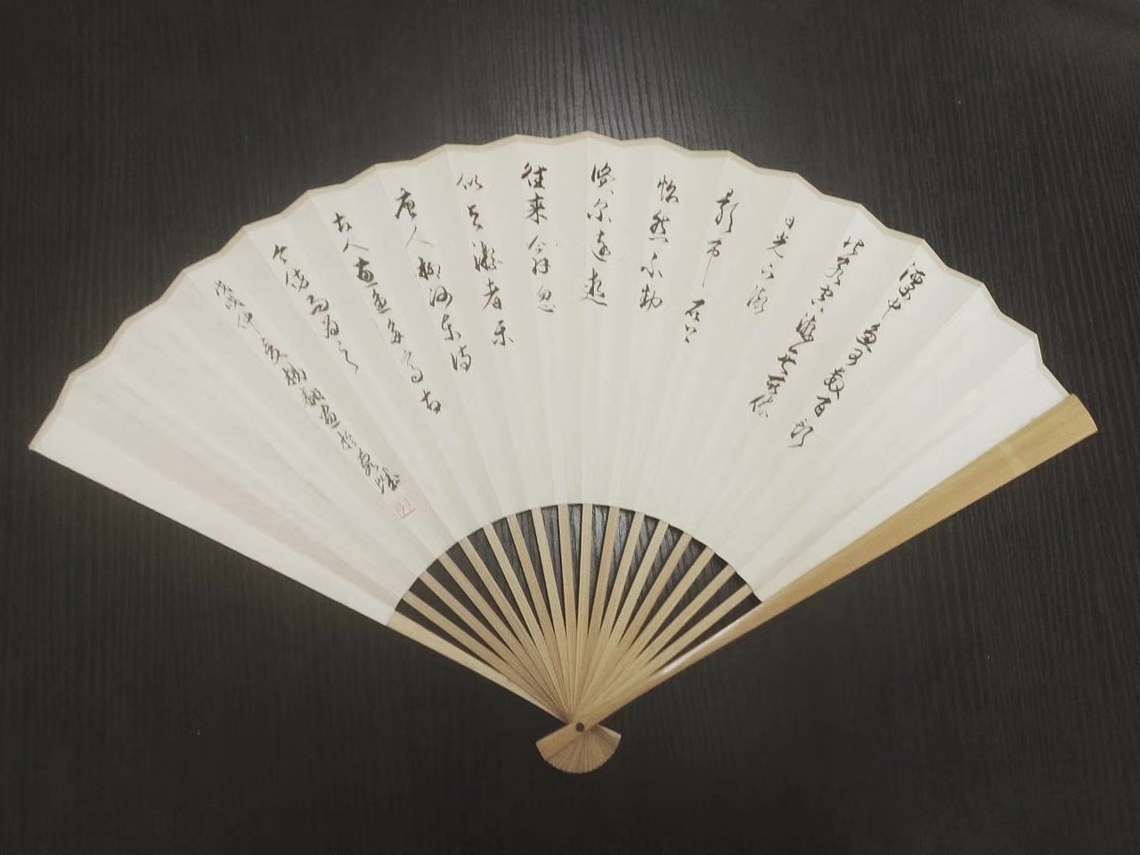 清凉一夏，落花游鱼（图ZMTI2MTQwMjI0） - 绘画 - 站酷设计师楚月轻尘原创素材 - 站酷ZCOOL