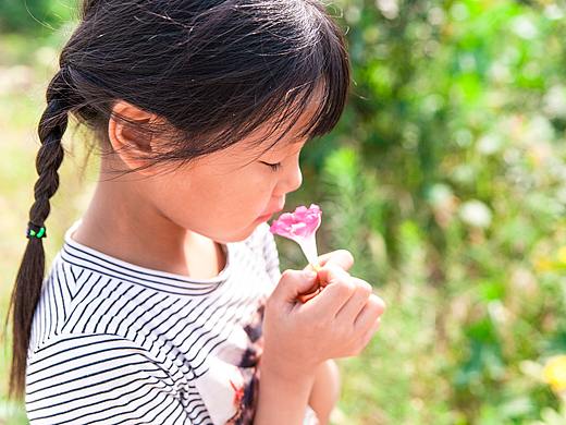 农村生活照，大山里的老人和孩子，拍下最朴实的影像。