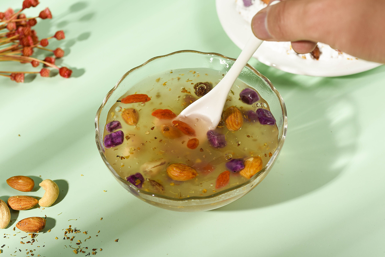 桂花坚果藕粉羹