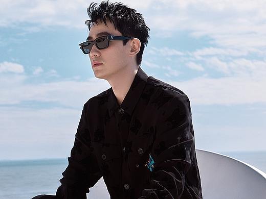朱一龙&LV男装大秀