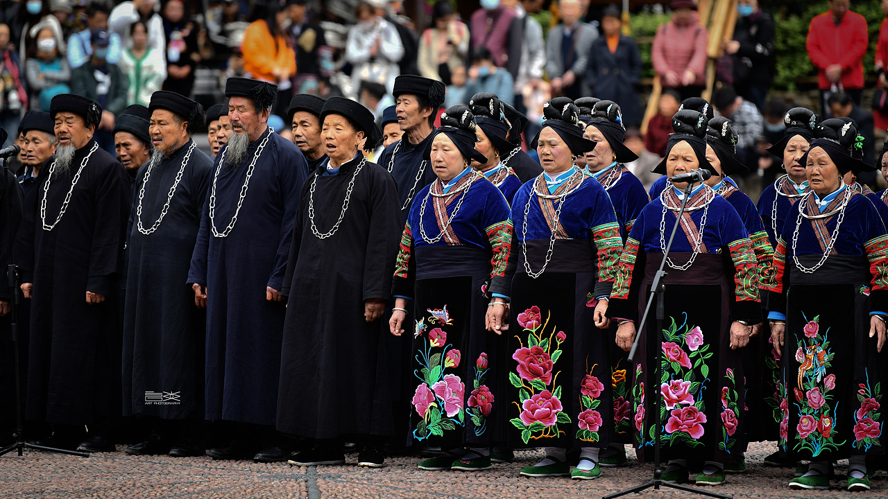 山上人家、溪边住户、芦笙阵阵、飞歌悠悠|千户苗寨