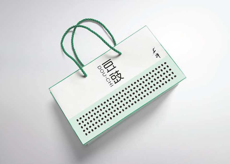 尖荷行动013期学生作品罗以银组