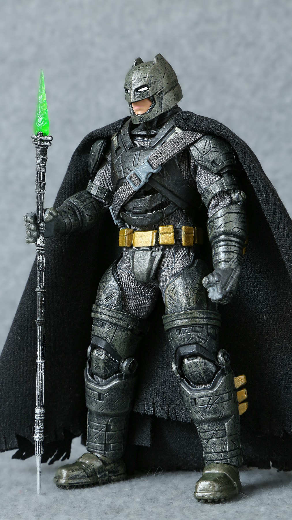 mezco 重装蝙蝠侠