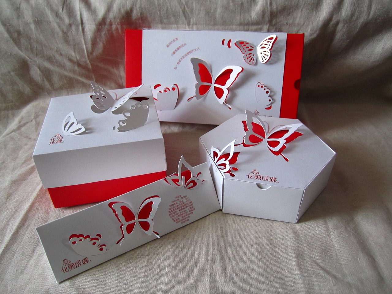 "画剪成碟" 主题餐具包装