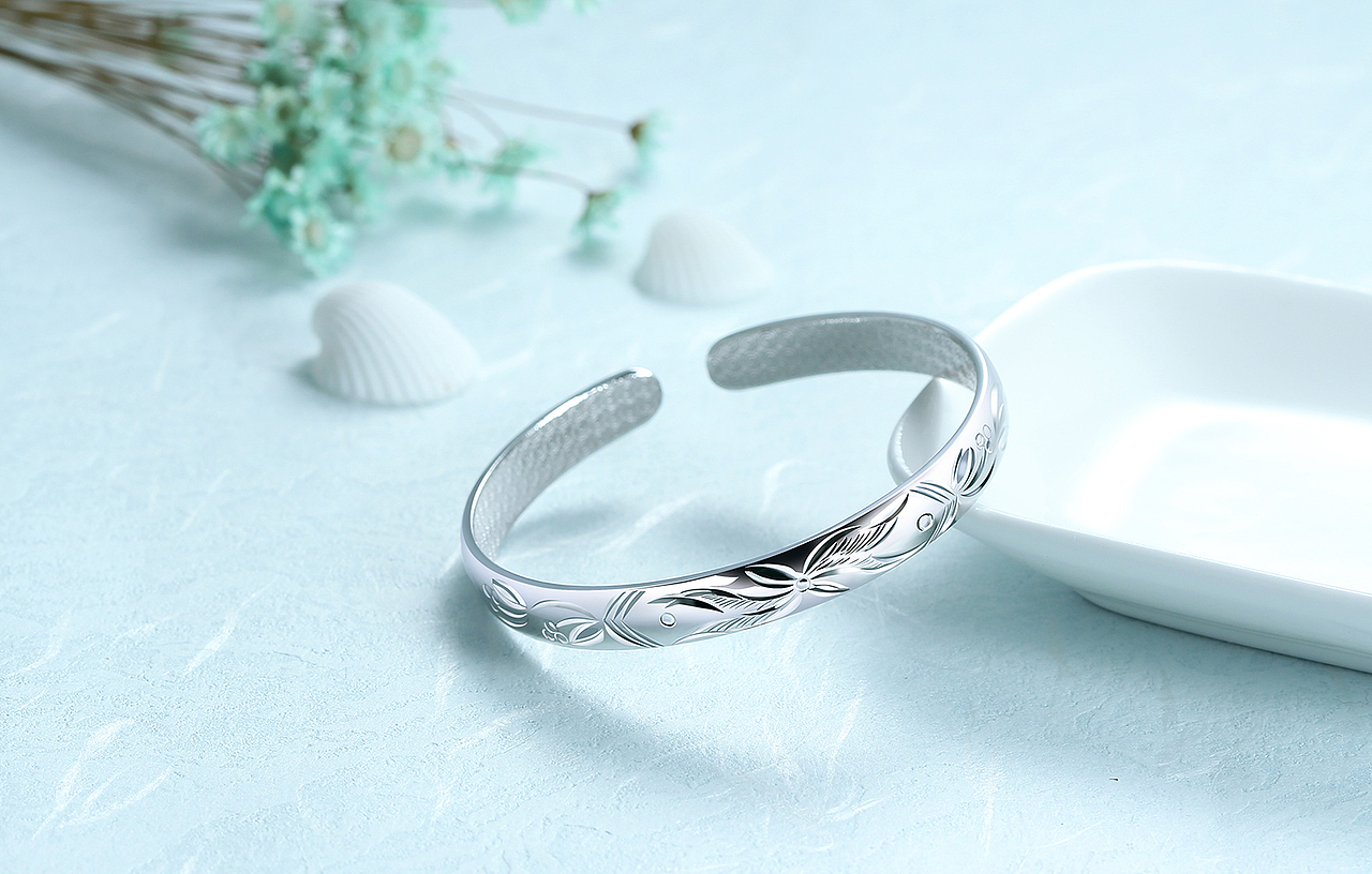 银饰摄影（图ZMTE2MzYwNTk2） - 产品摄影 - 站酷设计师帮主j原创素材 - 站酷ZCOOL