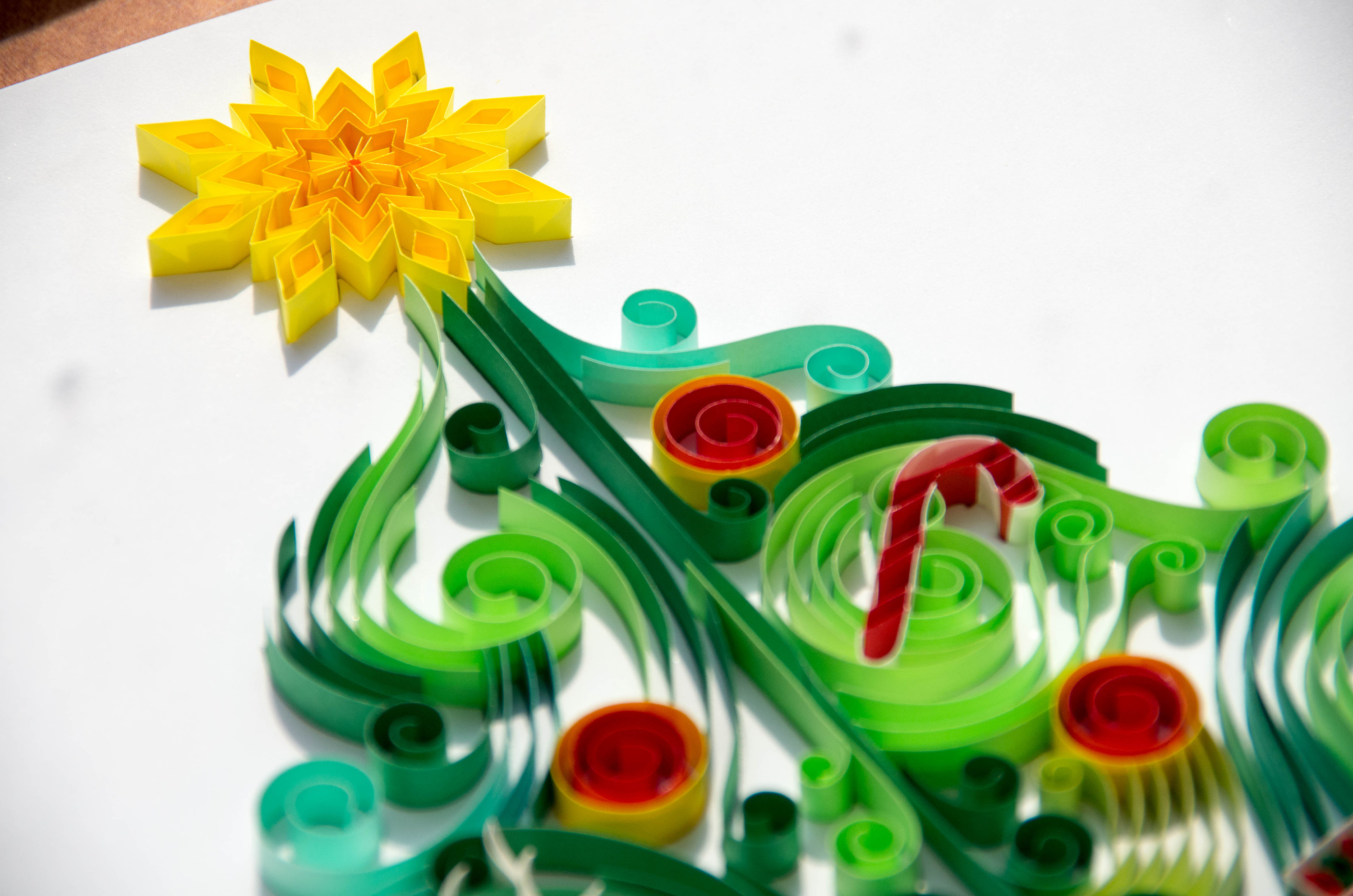 手工衍纸装饰画——圣诞树|手工艺|其他手工|翡翠梦境艺术工坊 - 原创