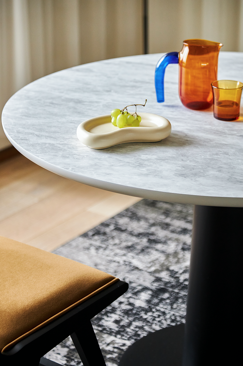 家具摄影 x 宜氧——墨白圆桌（图ZMjcyMjM0MzM2） - 产品摄影 - 站酷设计师HaaaaaaY原创素材 - 站酷ZCOOL