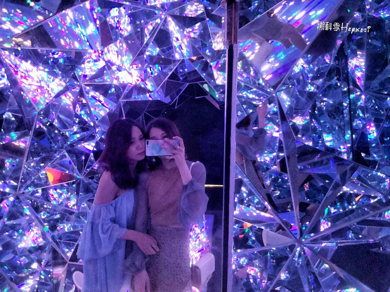 爱,钱买不到它,却会狠狠的为它买单。