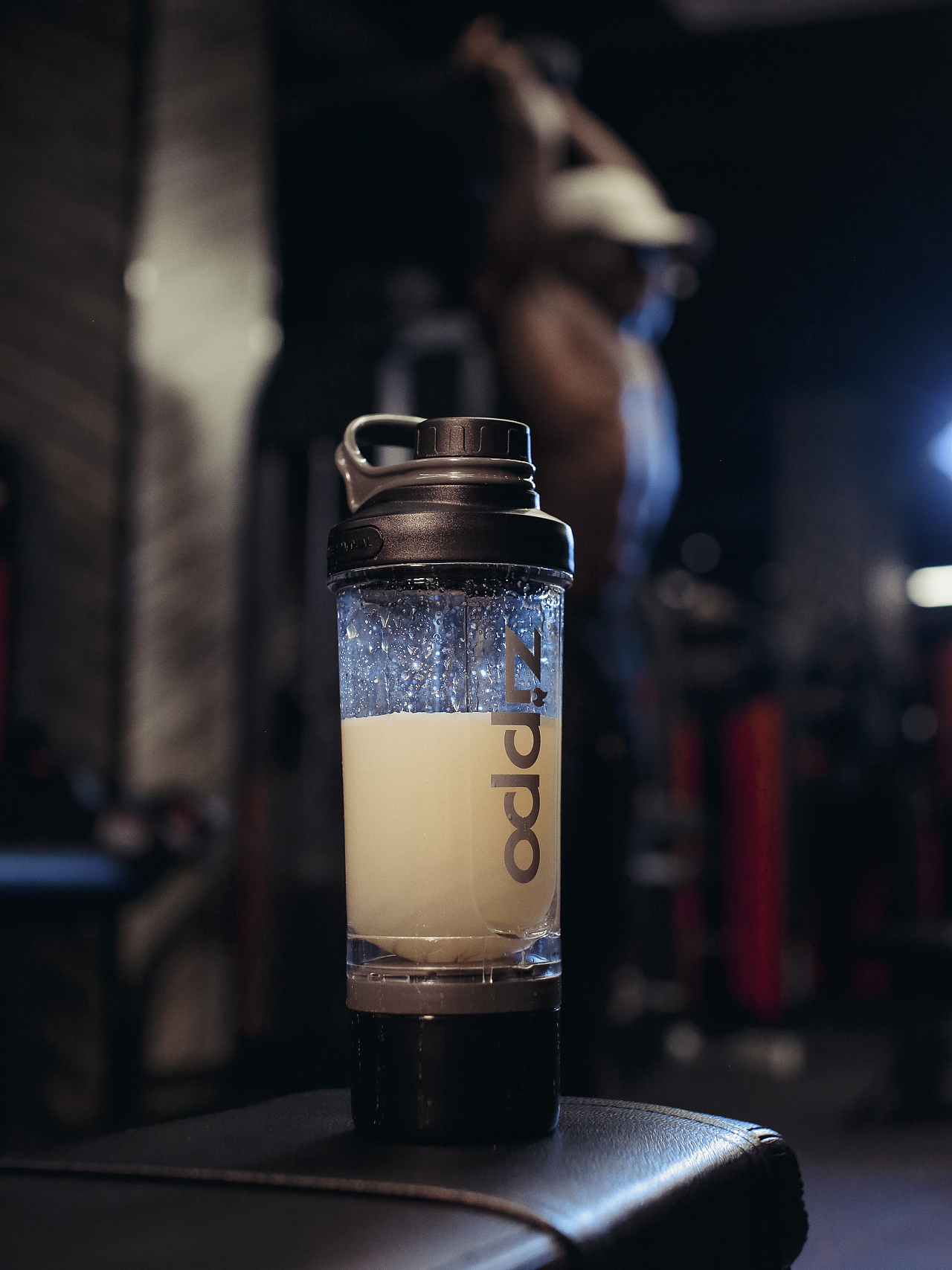 ZIPPO蛋白粉摇杯拍摄