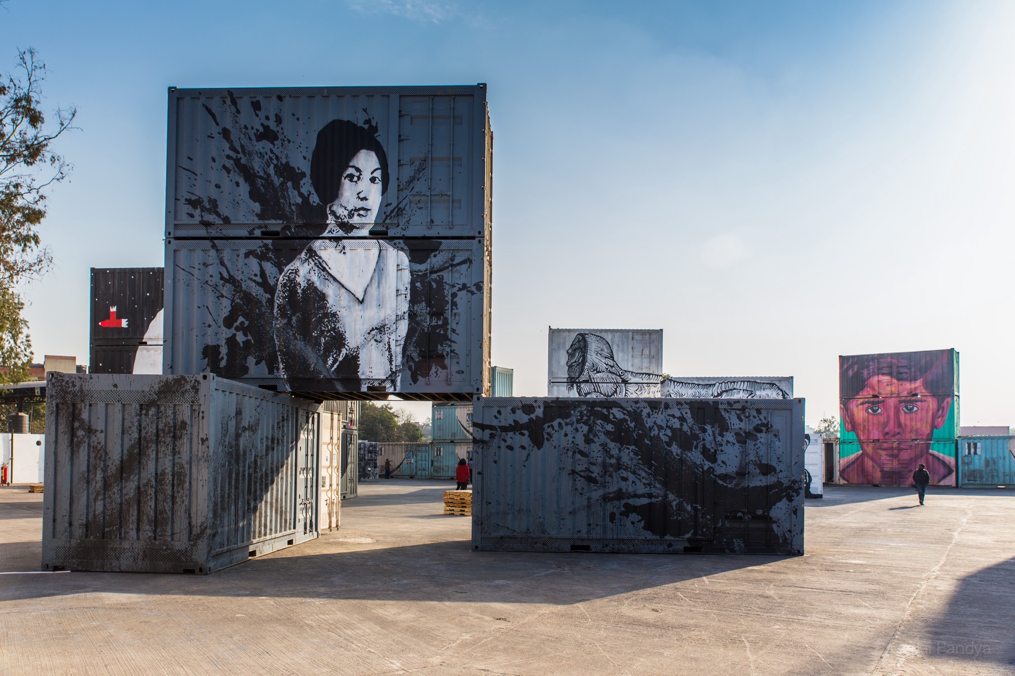 打翻颜料桶,脑洞大开的集装箱涂鸦创意设计|空间-工业/产品-三维|资讯