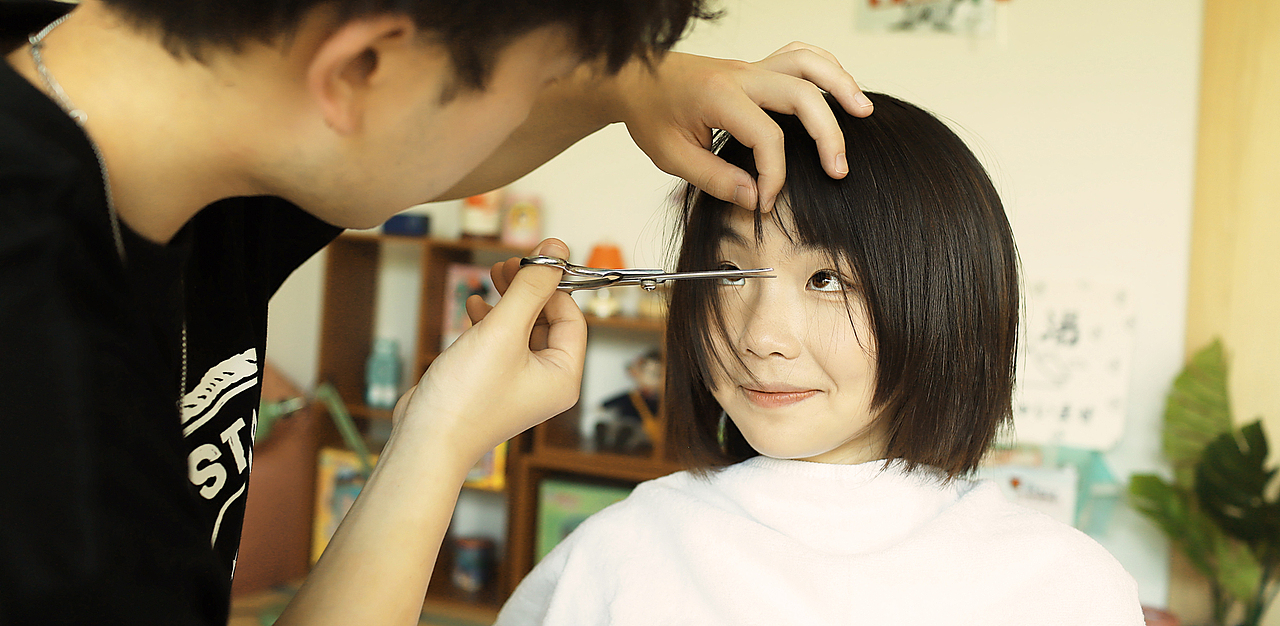 Photography | 我爱甜妹，爱夏天的风~（图ZMjcwMDM2MzQ0） - 人像摄影 - 站酷设计师吴易困原创素材 - 站酷ZCOOL