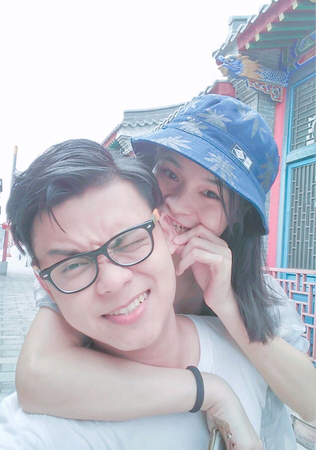 哈哈哈,老刘就是这个色调