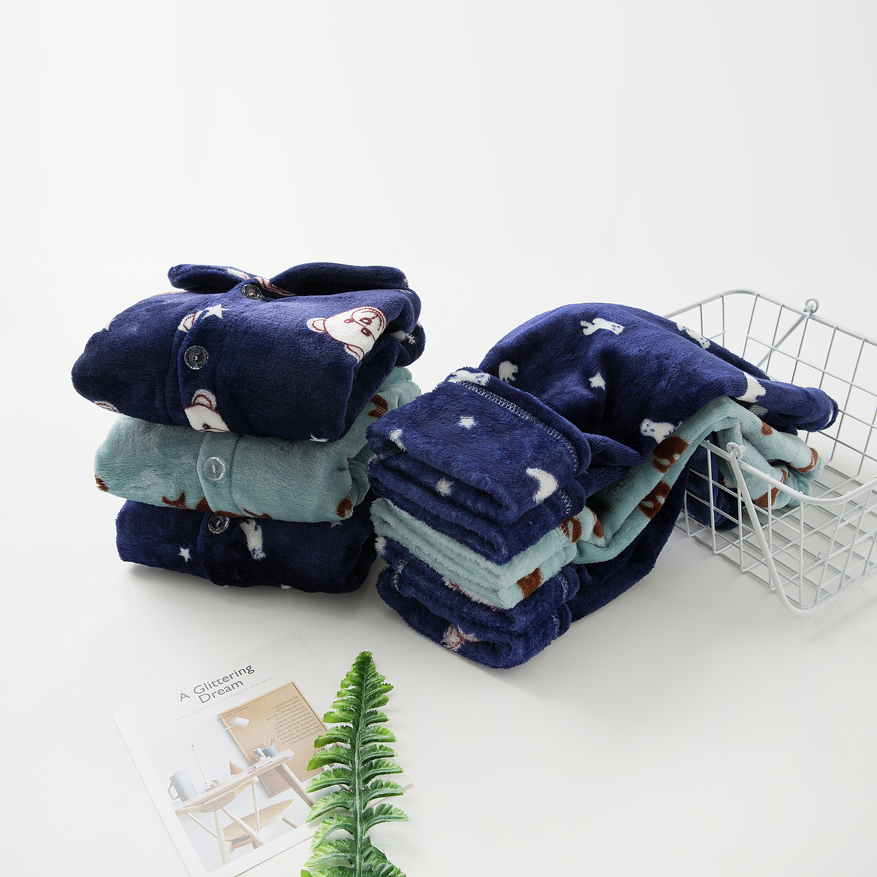 9年专注服装创意平铺挂拍中外模特拍摄专业摄影团队