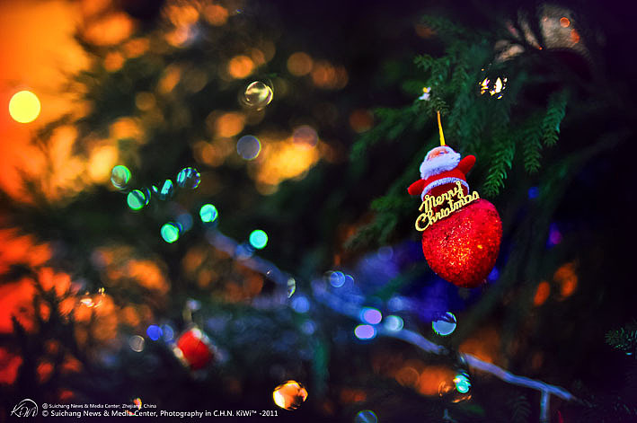 又是一个圣诞结（图ZNDcyNDA0NA==） - 其他摄影 - 站酷设计师AsKiWi原创素材 - 站酷ZCOOL