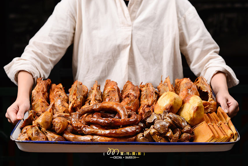 《郎一家》砂锅 面条 熏酱 凉拌小菜 哈尔滨雷鸣摄影（图ZMjMzNzU5NzA4） - 产品摄影 - 站酷设计师雷鸣摄影原创素材 - 站酷ZCOOL