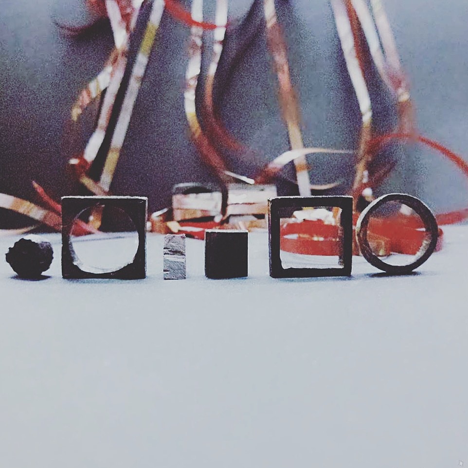 手工艺选修（首饰+漆艺）（图ZNzI4ODQ1MTY=） - 首饰设计 - 站酷设计师fishleven原创素材 - 站酷ZCOOL