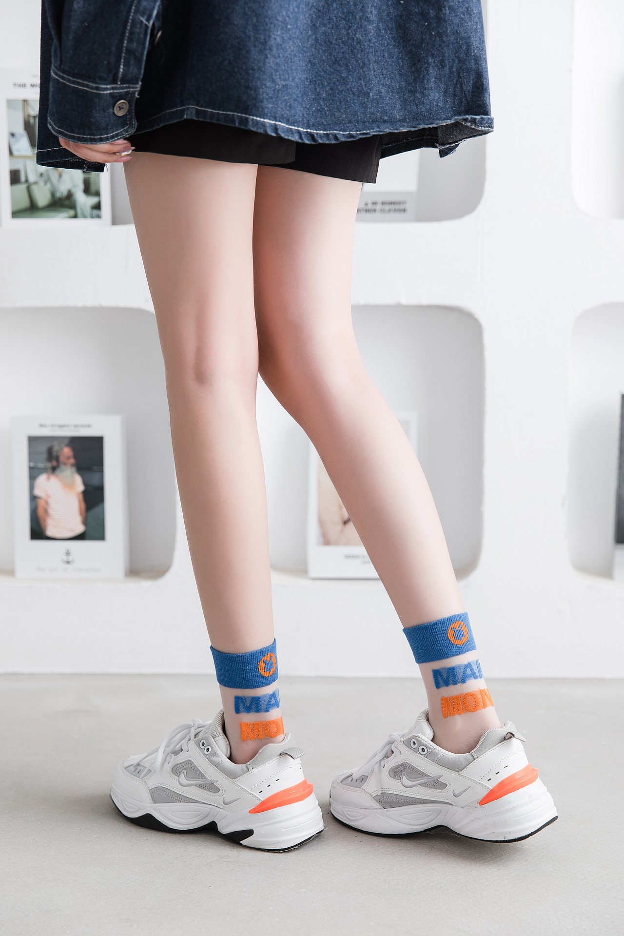 2021年春夏INS潮袜中筒玻璃丝女袜