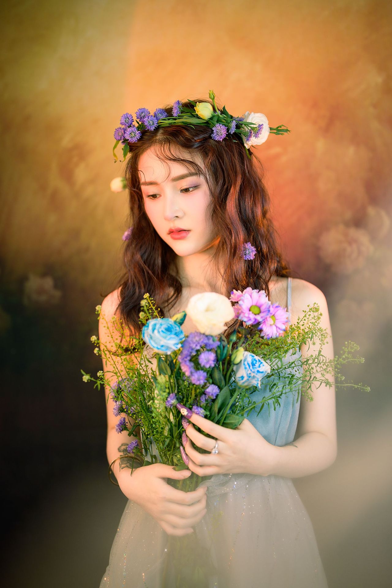 小灵芝（图ZMzI1MDk5Nzgw） - 人像摄影 - 站酷设计师Yang山泽原创素材 - 站酷ZCOOL
