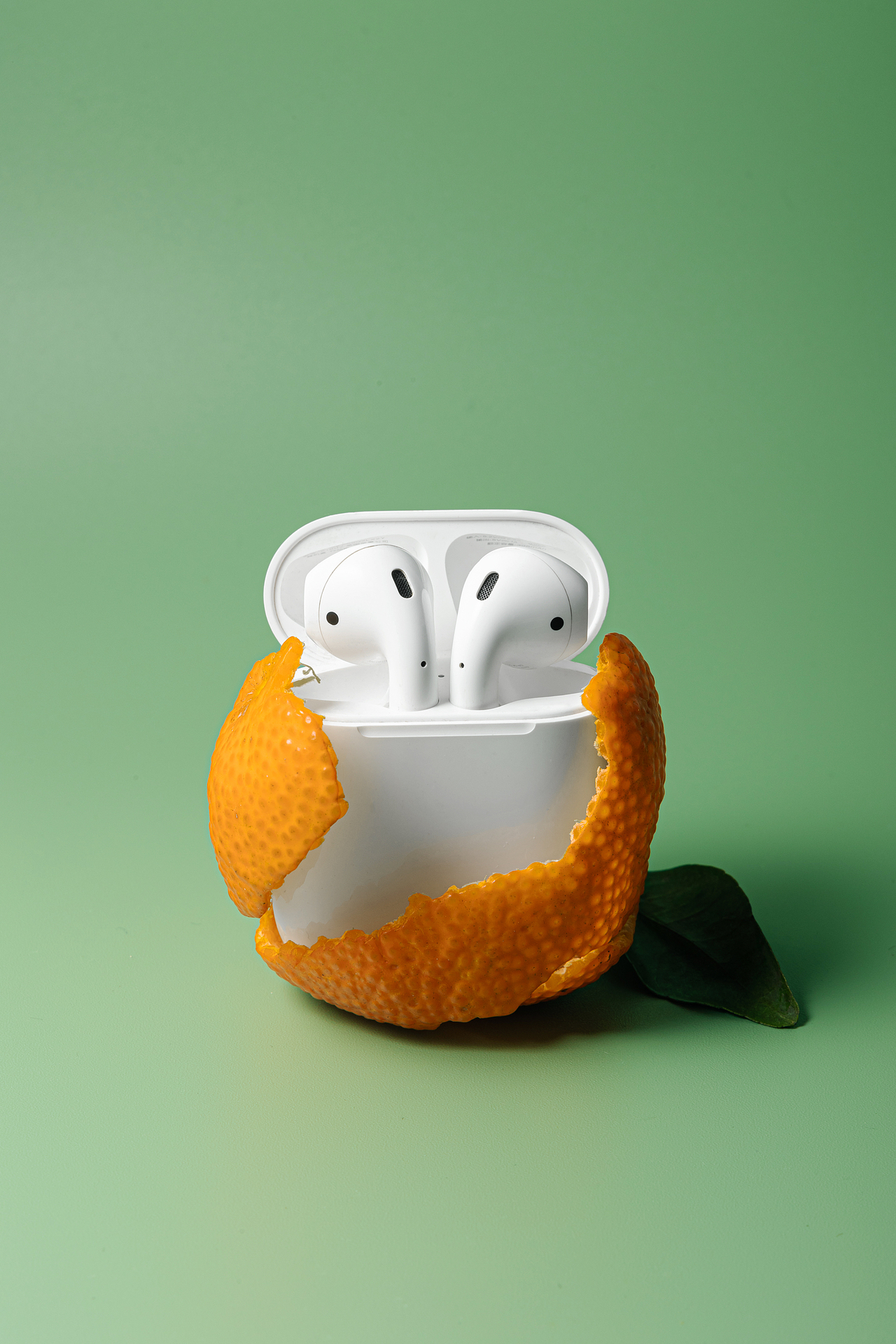 趣味风格AirPods2保护套×摄影作品集（图ZMzgyMTc2OTU2） - 产品摄影 - 站酷设计师黑白底工作室原创素材 - 站酷ZCOOL