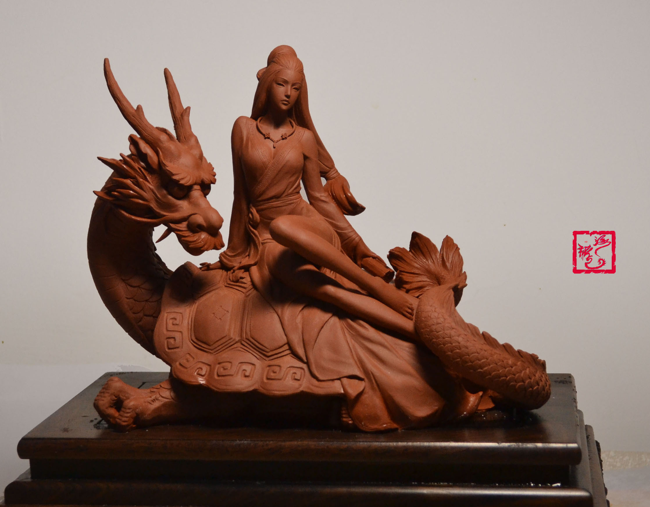 海龙原创紫砂泥塑《洛神》定制作品