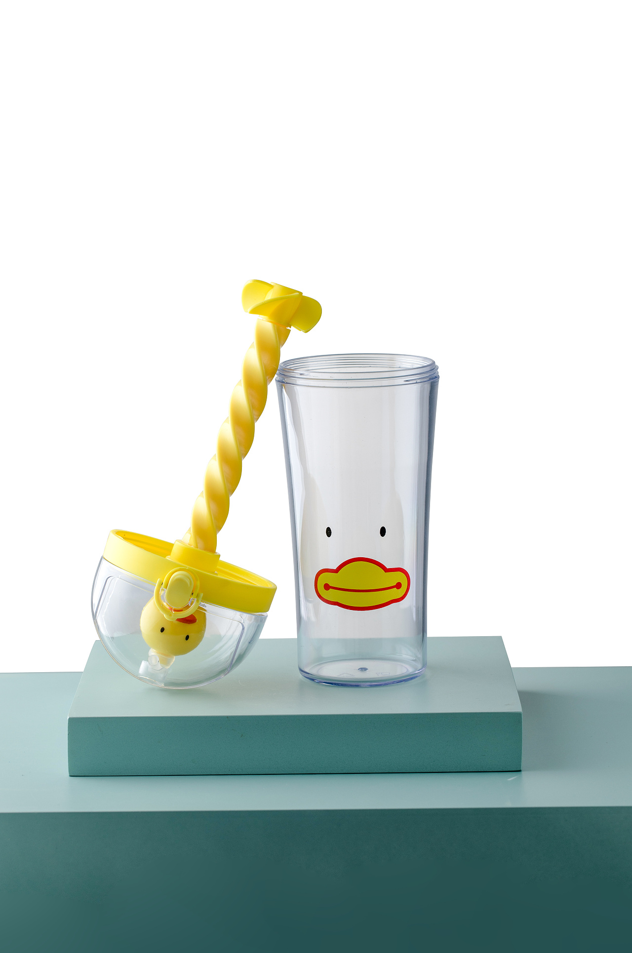 儿童水杯拍摄 夏日可爱塑料便携吸管杯电商摄影