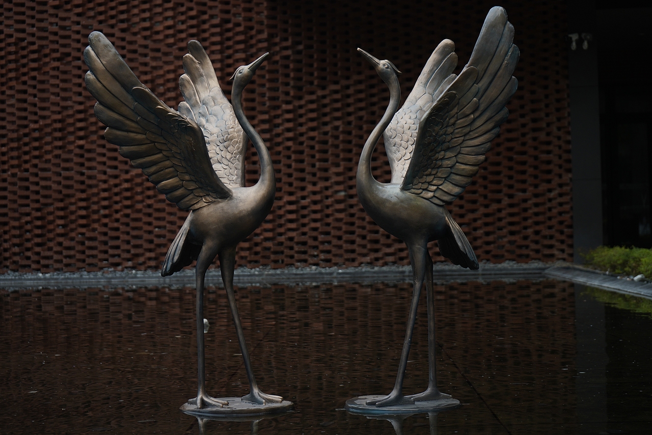 仿铜水池仙鹤雕塑（图ZMTk4NzQzMzUy） - 产品摄影 - 站酷设计师园林景观小品定制原创素材 - 站酷ZCOOL
