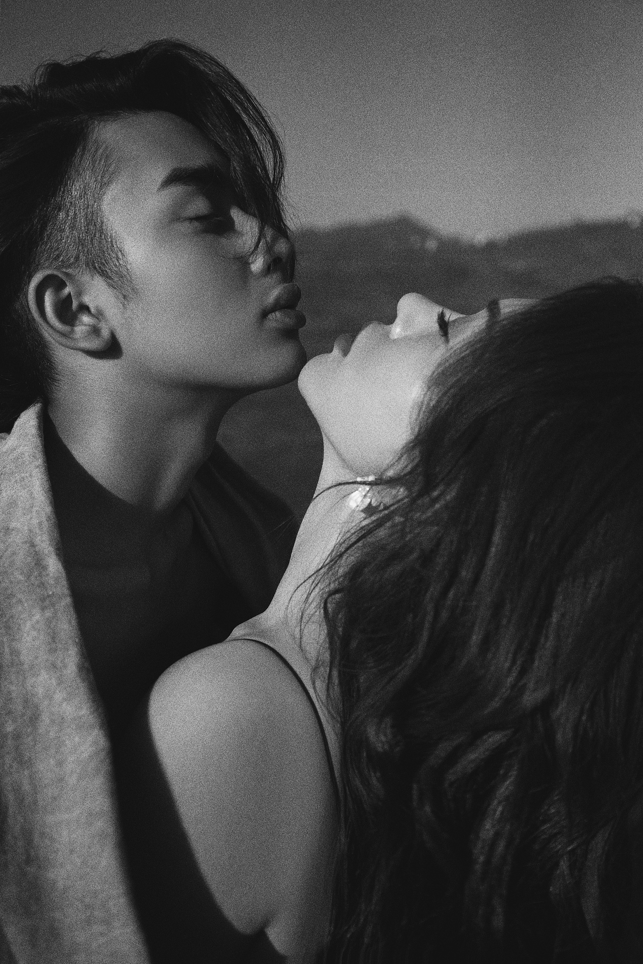 玉（圖ZMzE3NDM4OTM2） - 人像攝影 - 站酷設(shè)計師困困叔原創(chuàng)素材 - 站酷ZCOOL