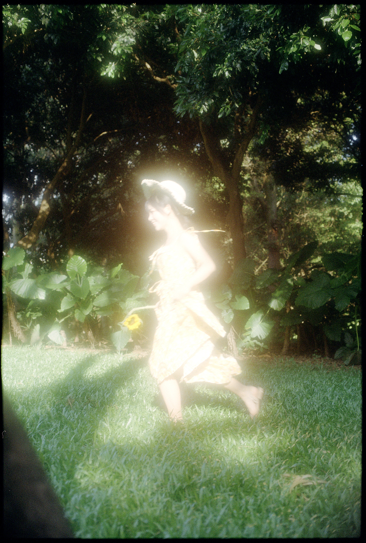 悠然（图ZMTI1MDIwODU2） - 人像摄影 - 站酷设计师韋韋韋維斯原创素材 - 站酷ZCOOL