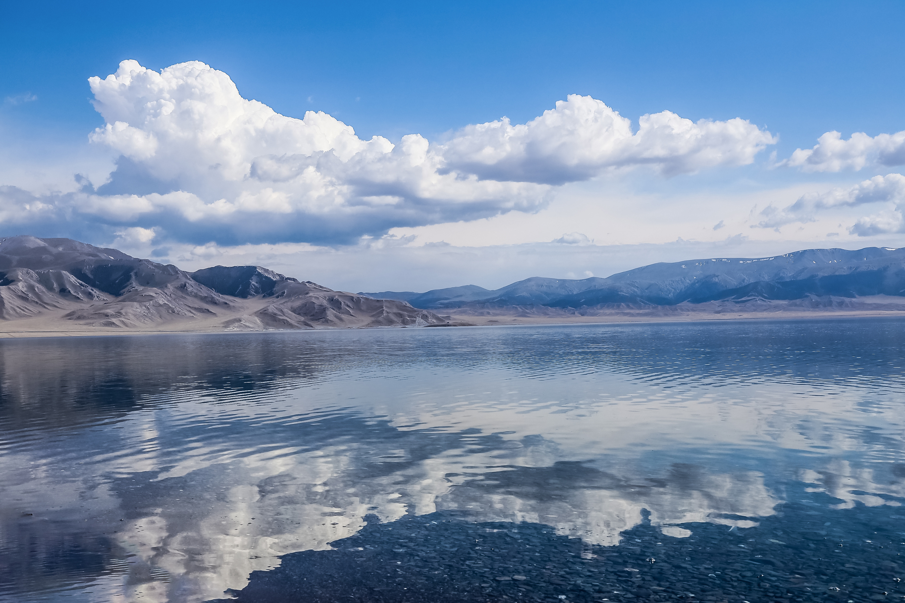 新疆赛里木湖|摄影|风光|Ptbye - 原创作品 - 站酷 (ZCOOL)