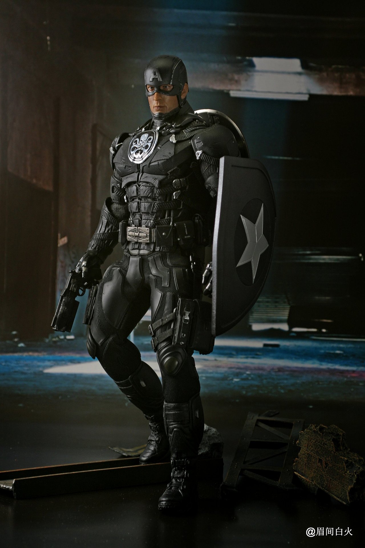 眉间白火的臆造自d只九头蛇队长