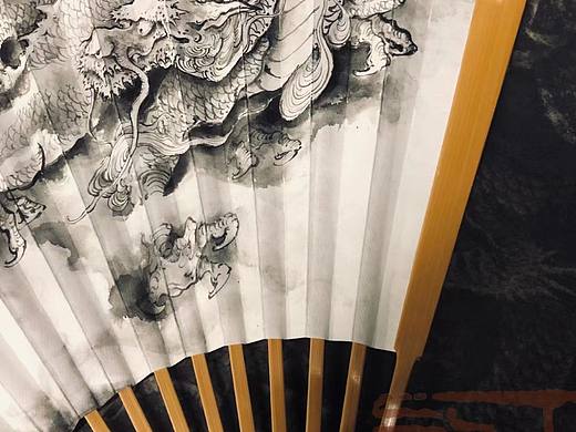 由龙作品扇面绘画 #龙图##龙##中国龙#