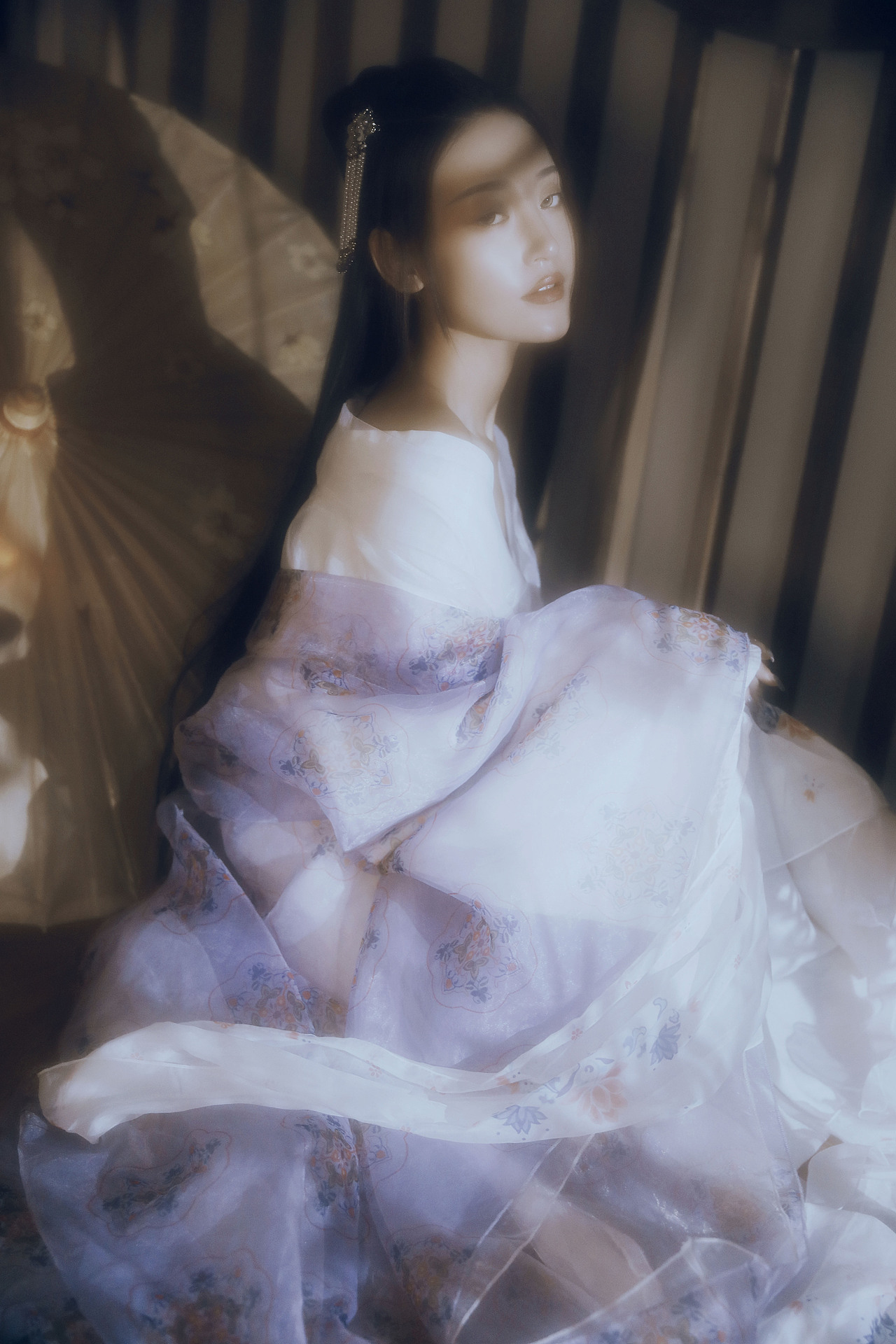 討厭or熱愛（圖ZMjI0NDk5NjMy） - 人像攝影 - 站酷設計師Gin秦九原創(chuàng)素材 - 站酷ZCOOL