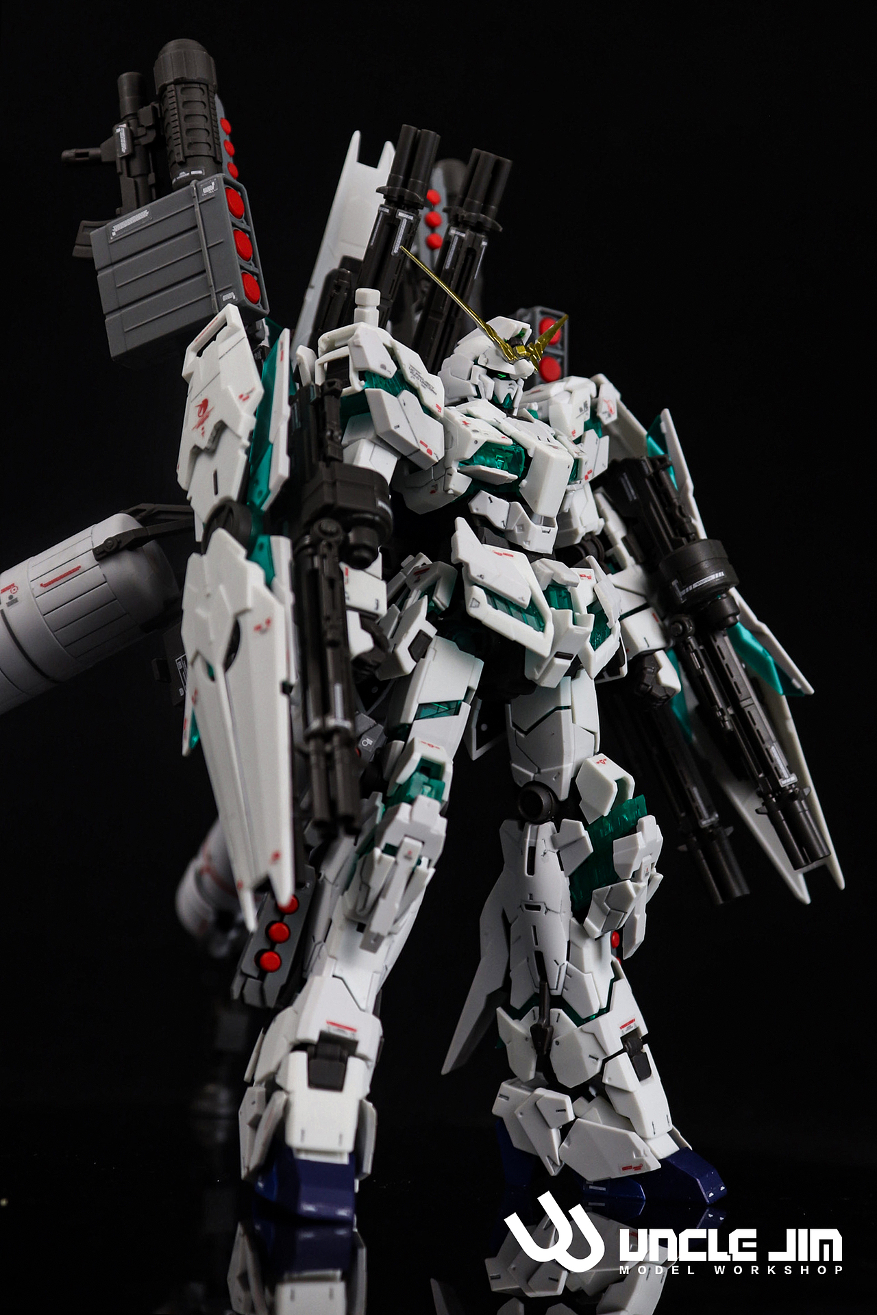 吉姆大叔万代rg全装备独角兽