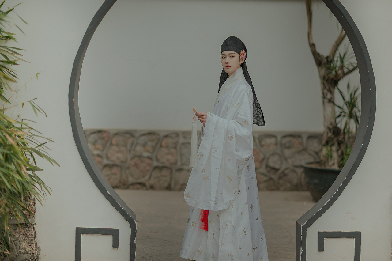 朔風(fēng)知我意，吹夢(mèng)到江城（圖ZMjQ0ODAwODAw） - 人像攝影 - 站酷設(shè)計(jì)師鹿亦原創(chuàng)素材 - 站酷ZCOOL