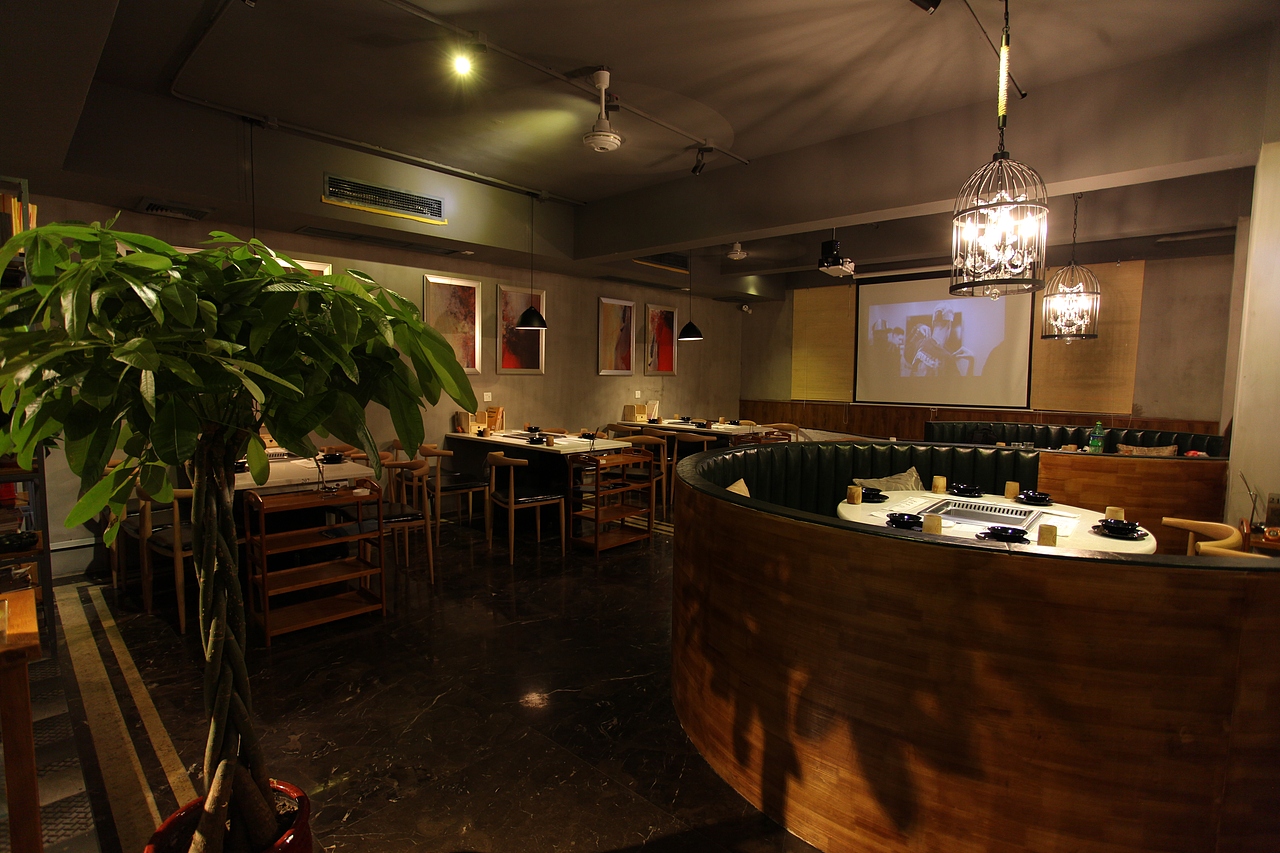 香晓月火锅 实拍（图ZNjAxODk0ODg=） - 环境/建筑摄影 - 站酷设计师金箍棒棒哒原创素材 - 站酷ZCOOL