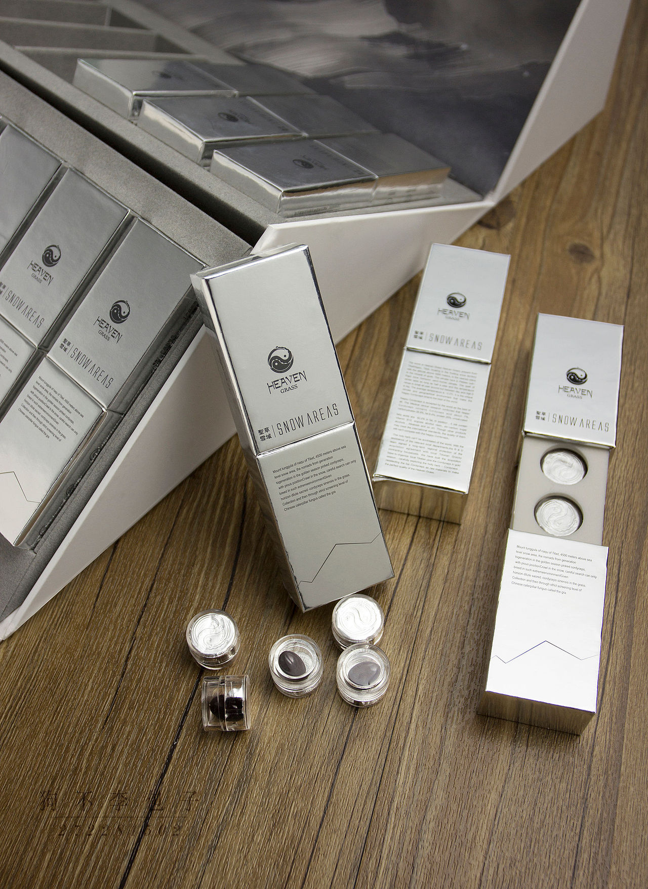 圣草 虫草胶囊产品摄影（图ZMjQ0ODk4MDg=） - 产品摄影 - 站酷设计师狗不李包子原创素材 - 站酷ZCOOL