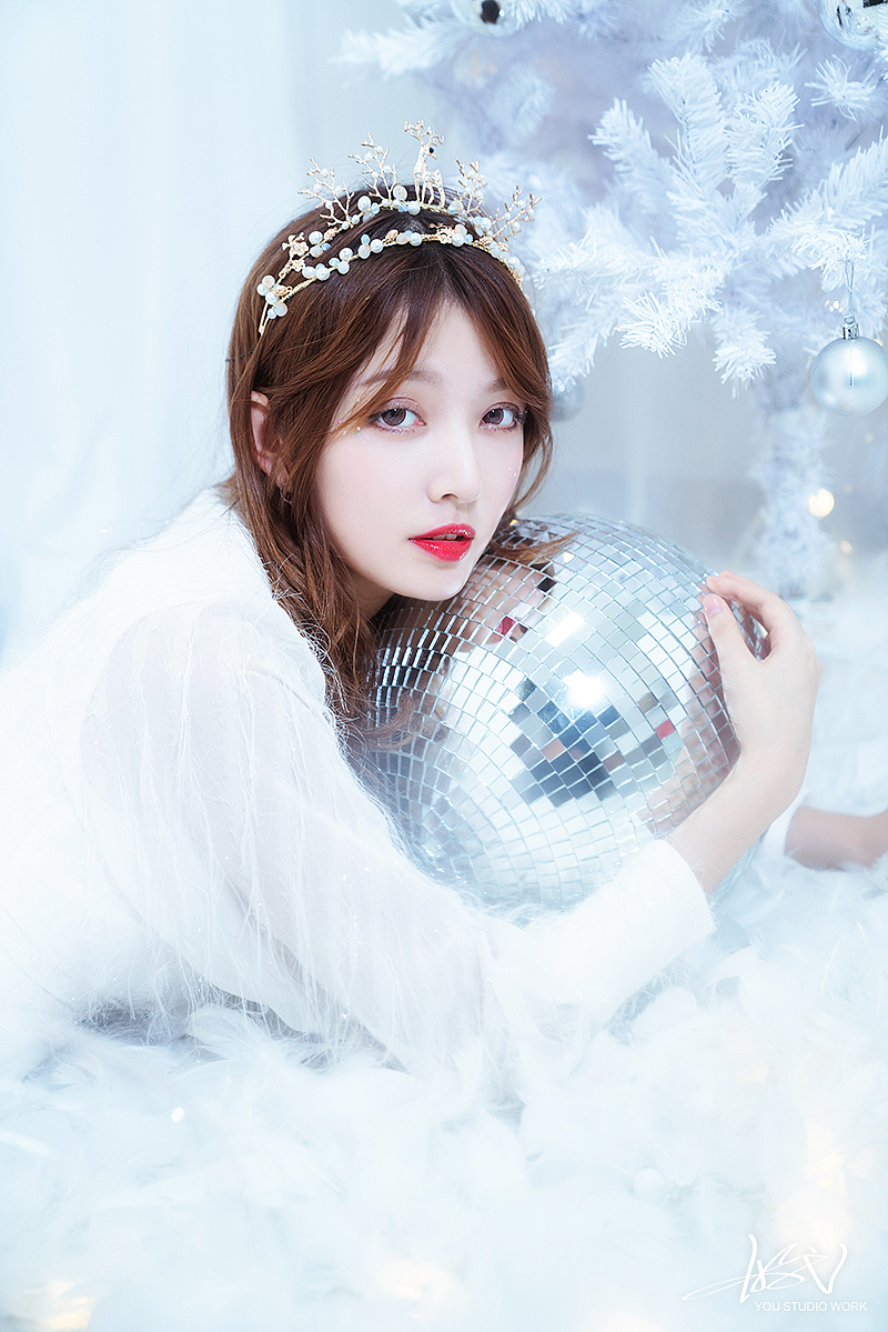 【有映画】White Christmas（图ZMTM5ODUxNDI4） - 人像摄影 - 站酷设计师游弋YOUYI原创素材 - 站酷ZCOOL