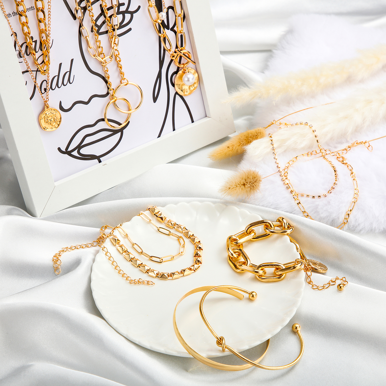 首饰杂糅（图ZMzIwODk4NjEy） - 产品摄影 - 站酷设计师蒋二亿原创素材 - 站酷ZCOOL