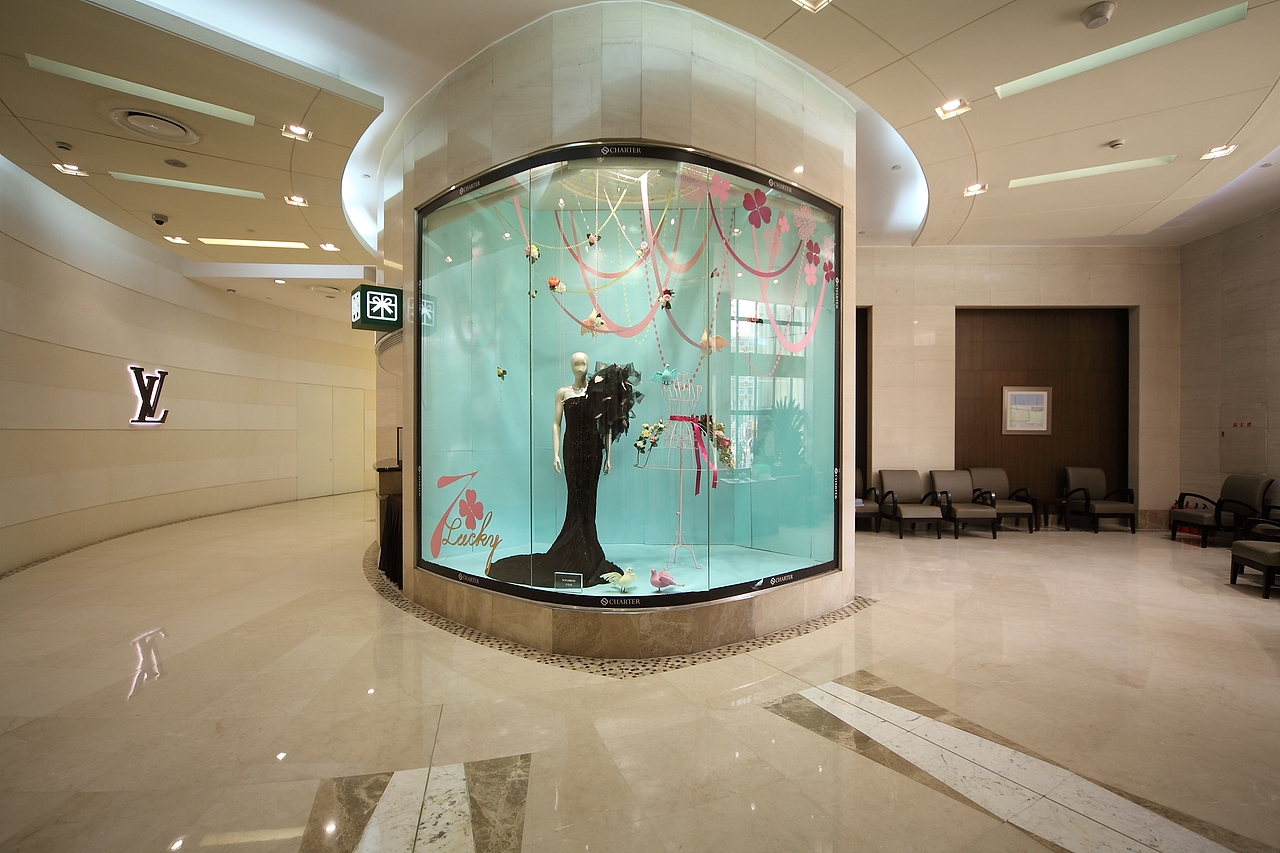 2013年商业项目春夏主题美陈设计