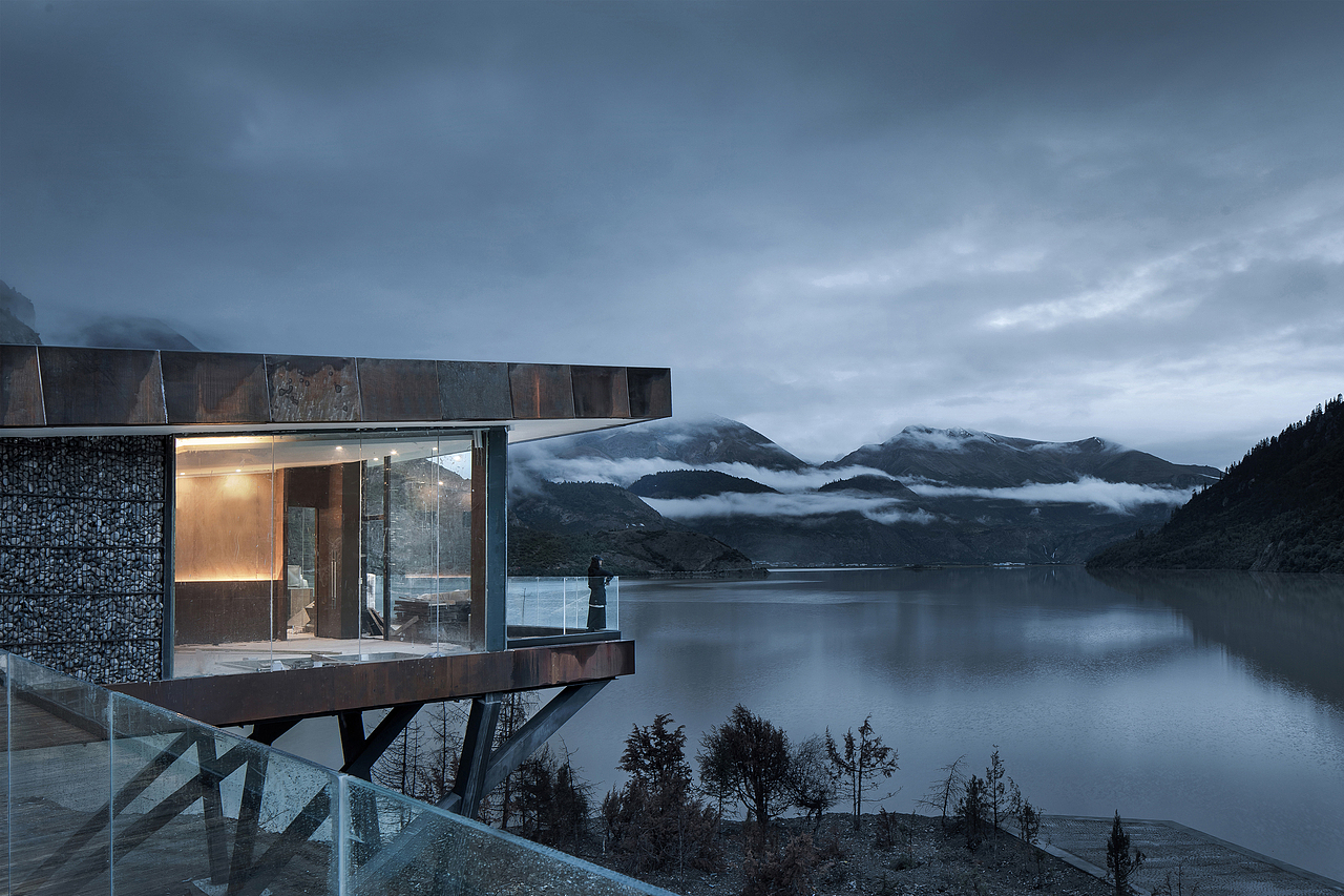 然乌湖国际自驾与房车营地,西藏 / 小隐建筑