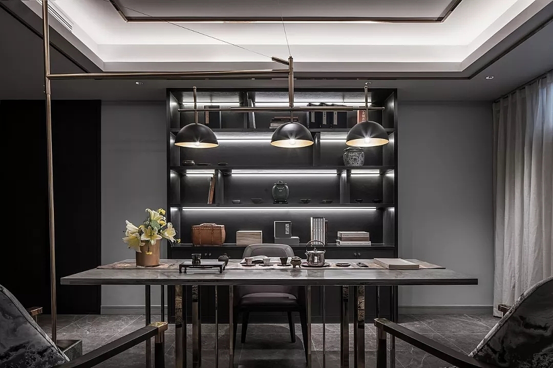 一家四口的现代轻奢风，350平复式装修，不张扬不浮夸---书房