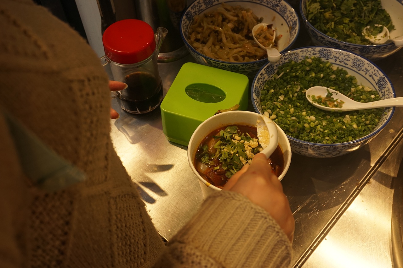 武汉户部巷夜拍（图ZMTUzNDk4NDQw） - 人文/纪实摄影 - 站酷设计师咕咕东摄影原创素材 - 站酷ZCOOL