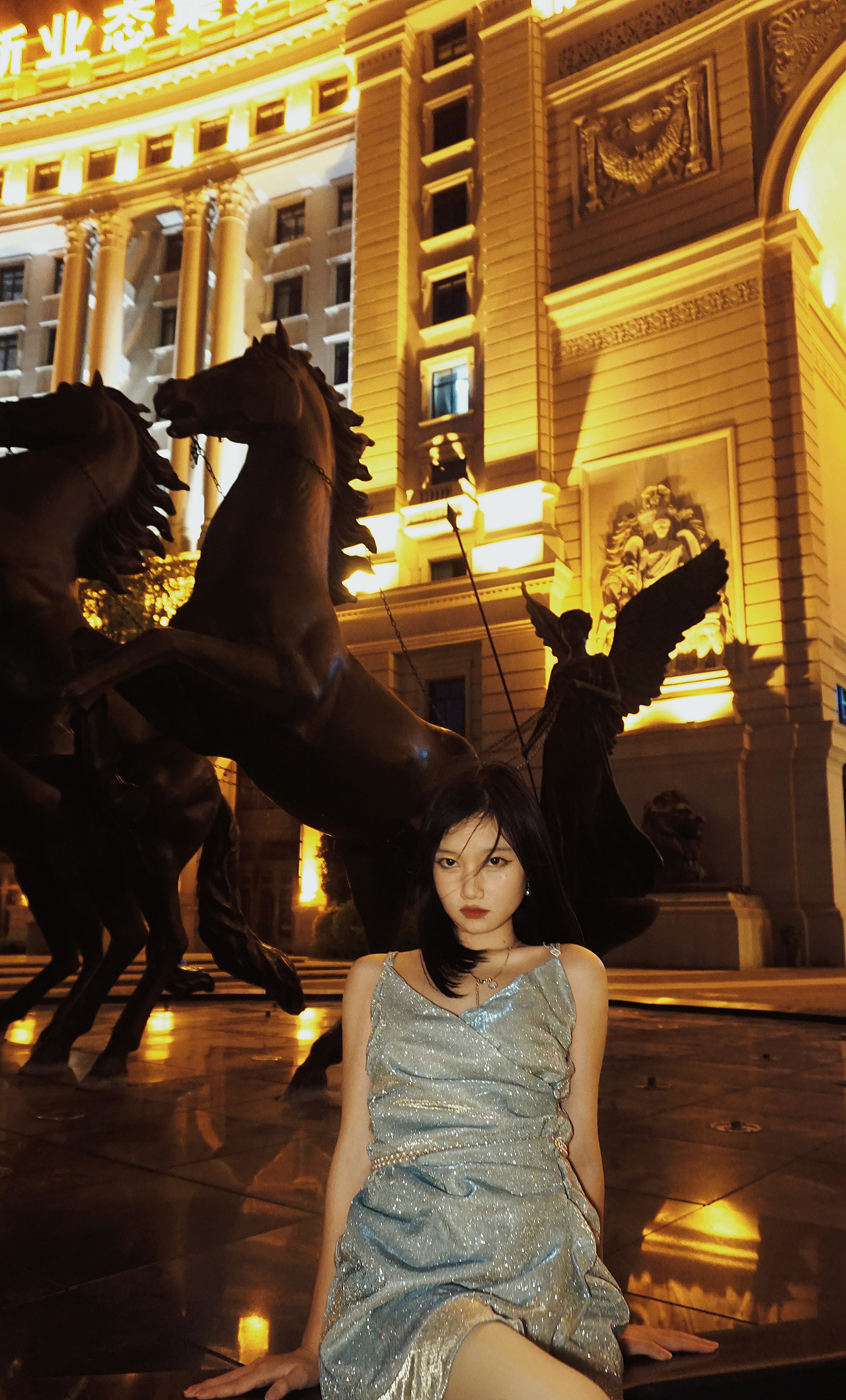 拍多了果然摄影也会做动作了