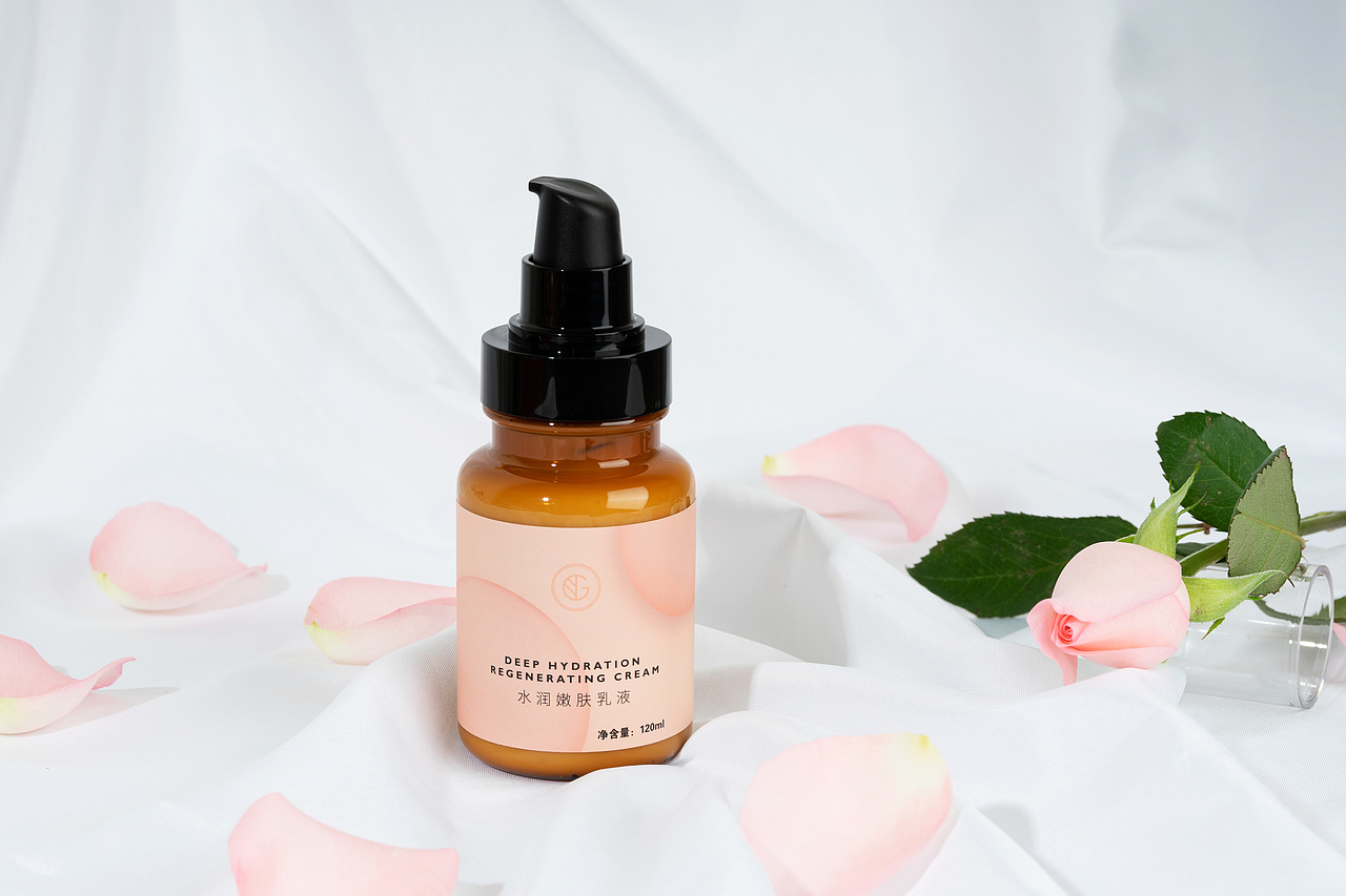 一些化妝品護(hù)膚品產(chǎn)品攝影（圖ZMjQ5NzU3MDEy） - 產(chǎn)品攝影 - 站酷設(shè)計(jì)師四季山莊小詩(shī)妹原創(chuàng)素材 - 站酷ZCOOL