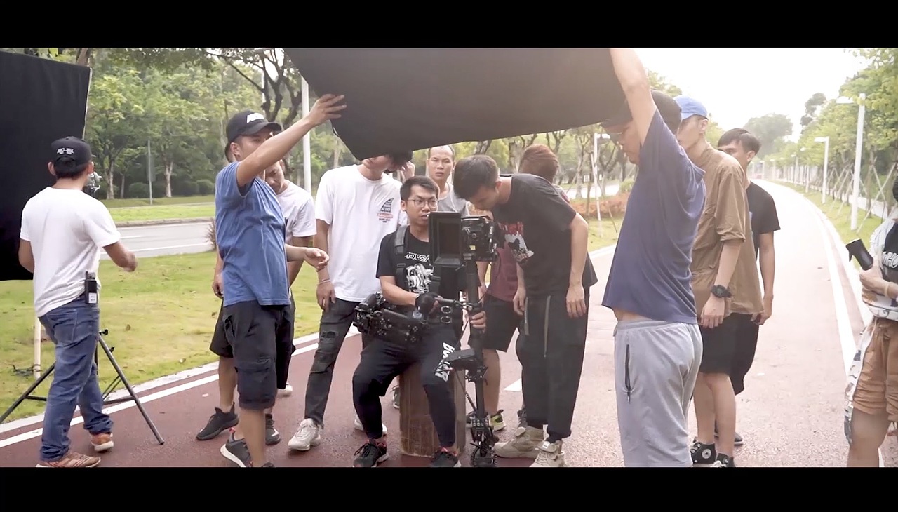 拍摄花絮 | SKG颈部按摩仪 X 万象奔放