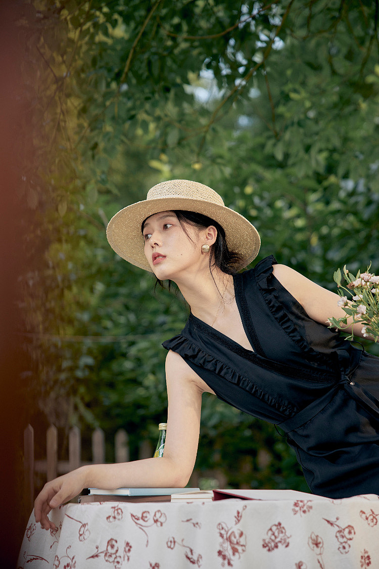 模特皂皂｜法式文艺美人（图ZMzA2ODkzNDM2） - 时尚/艺术摄影 - 站酷设计师Galaxy星汉模特原创素材 - 站酷ZCOOL