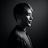 弘弢设计的头像