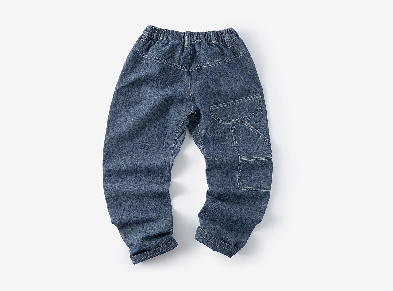 双面竹节牛仔长裤童装裤子静物白底产品拍摄图