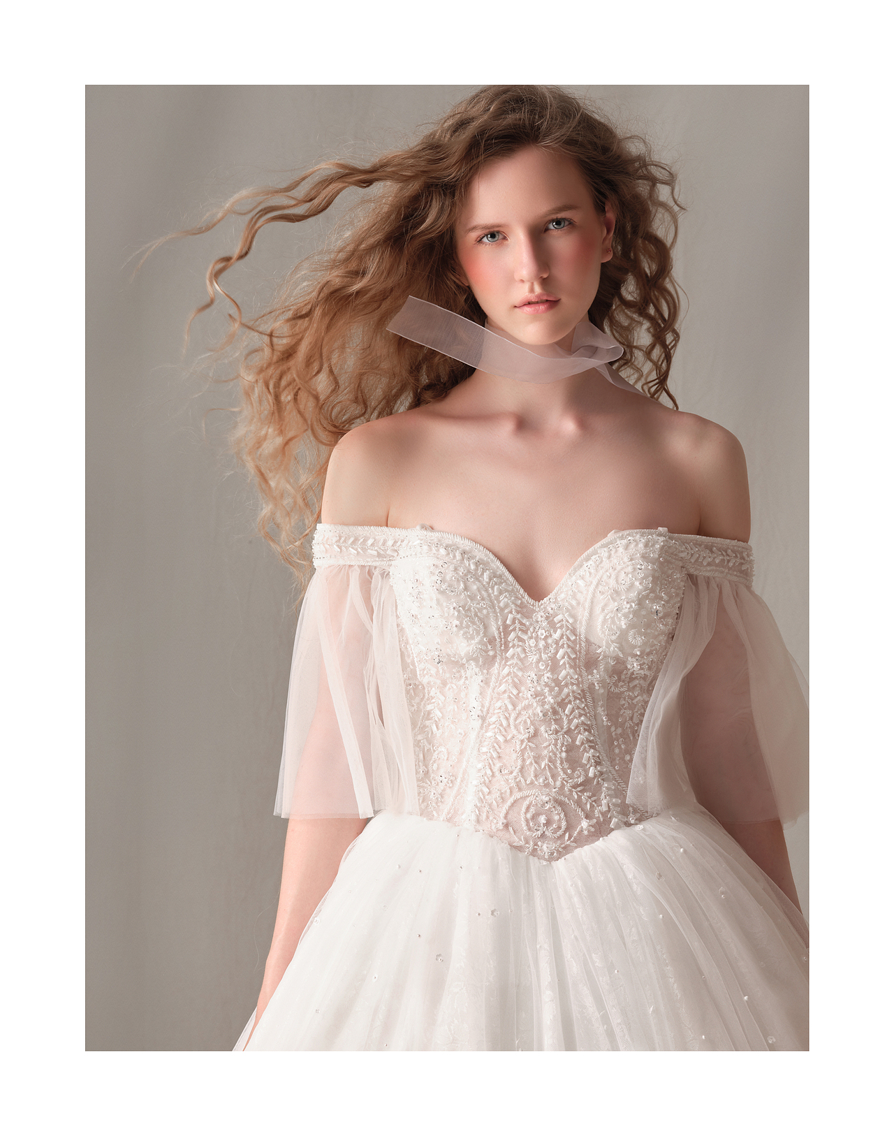 时尚婚纱礼服look大片