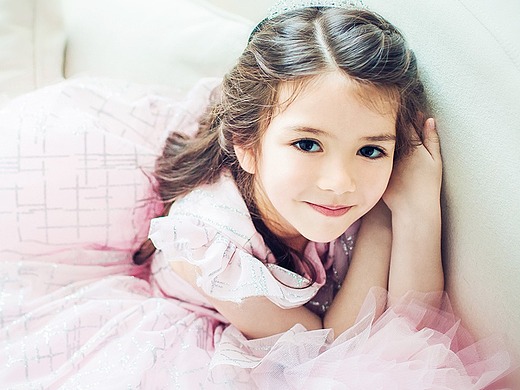 rainbow baby┃欧式礼服的儿童摄影作品欣赏